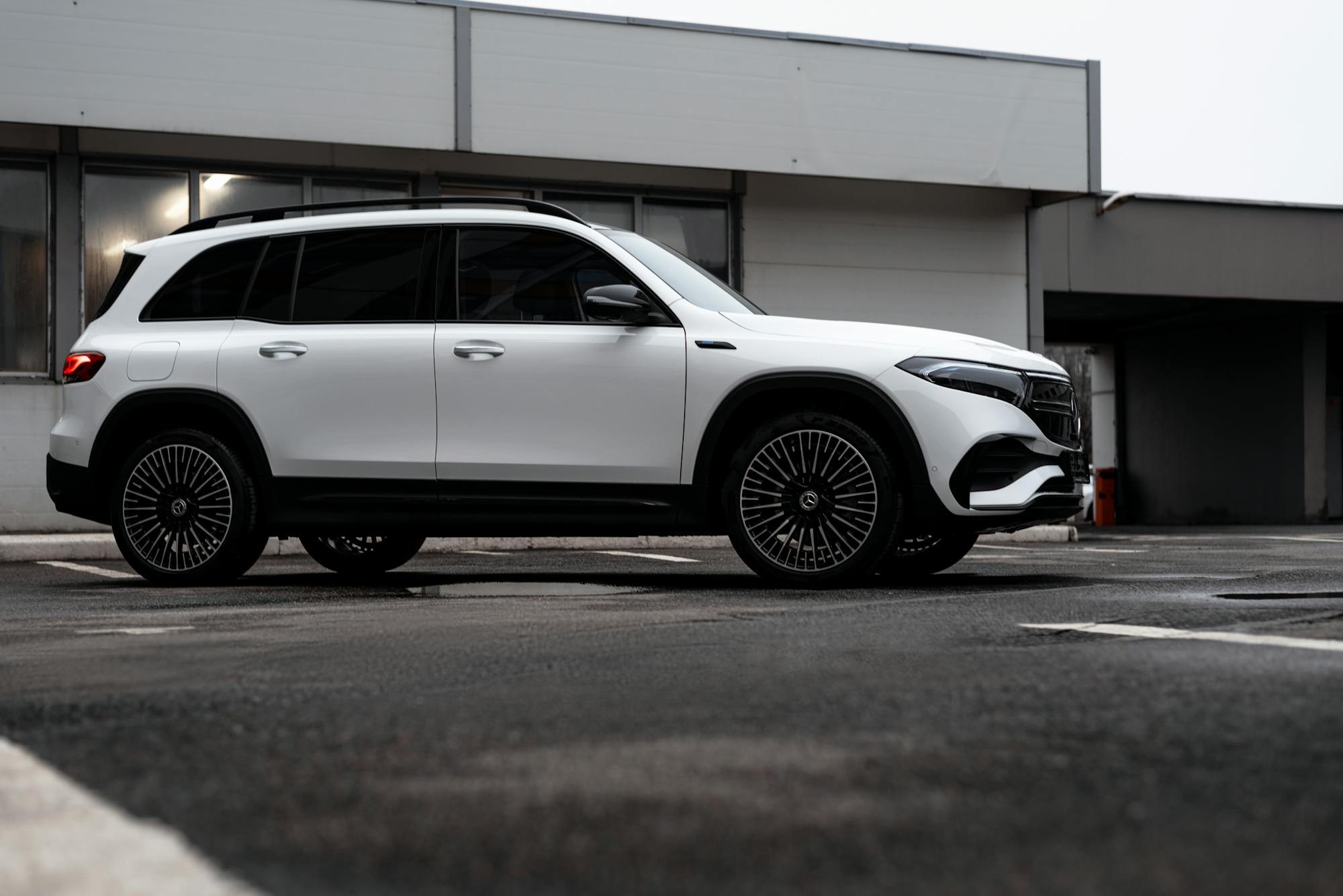 White Mercedes EQB photographed from the side.
